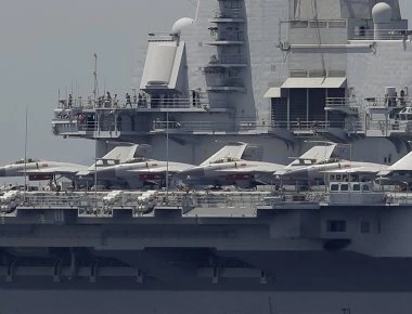Ινδός αντιναύαρχος απαντά στον Κινέζο που ζήτησε την βύθιση δύο αμερικανικών αεροπλανοφόρων